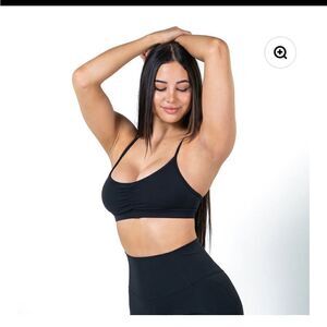 NWT New Gymreapers Strive Sports Bra Black XL